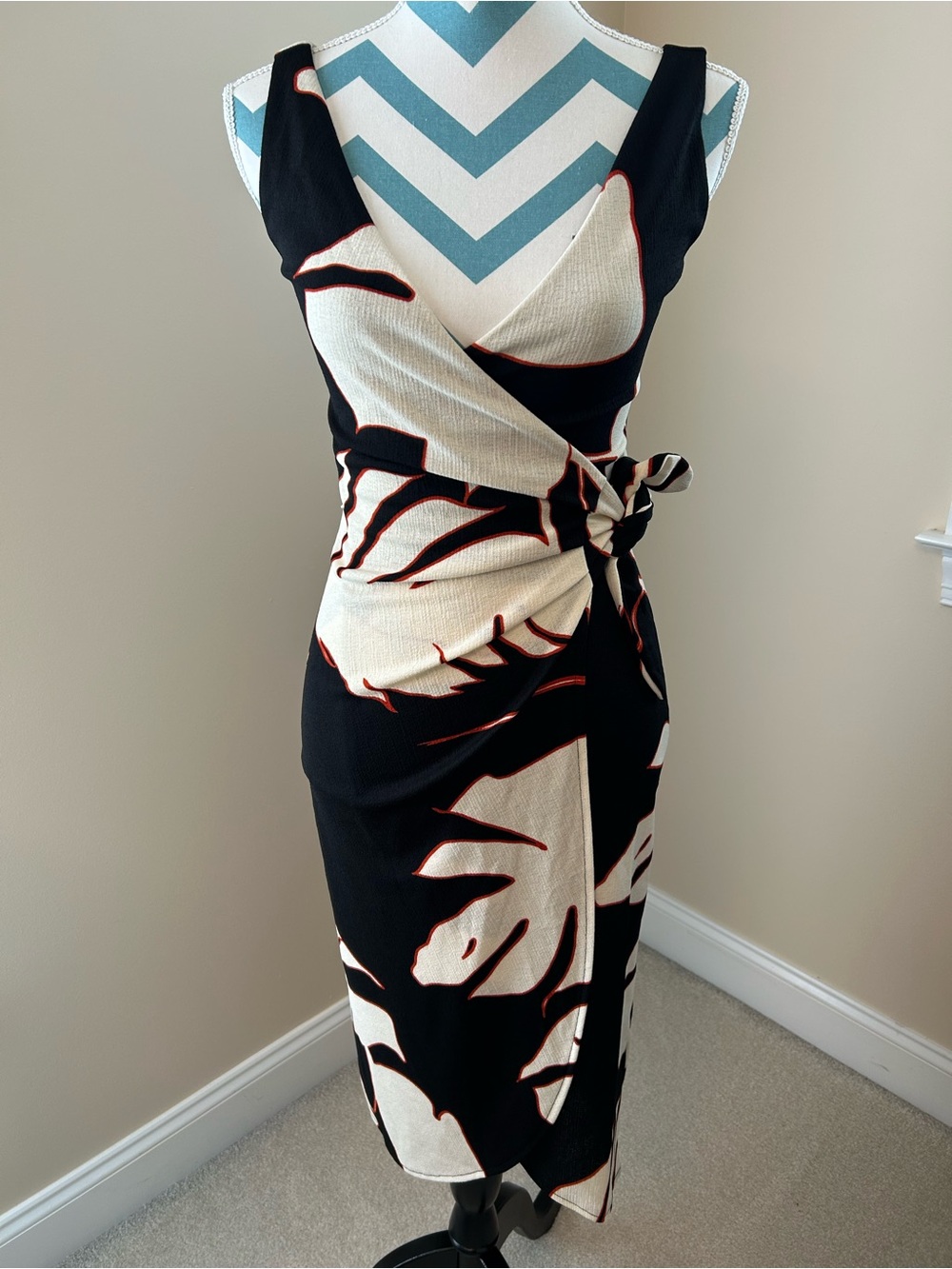 H&M Black and Cream Sleeveless Wrap-Style Midi Dress with Side Knot
